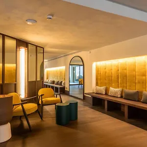 *** Otel Onix Fira İspanya