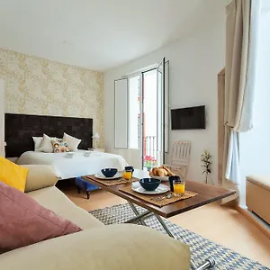 Hostly Acetres 1a Loft In Center, Comunal Terrace, Fibre,parking Optional Seville